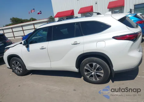 2021 Toyota Highlander Xle from USA, damaged, VIN 5TDGZRAH6MS048053